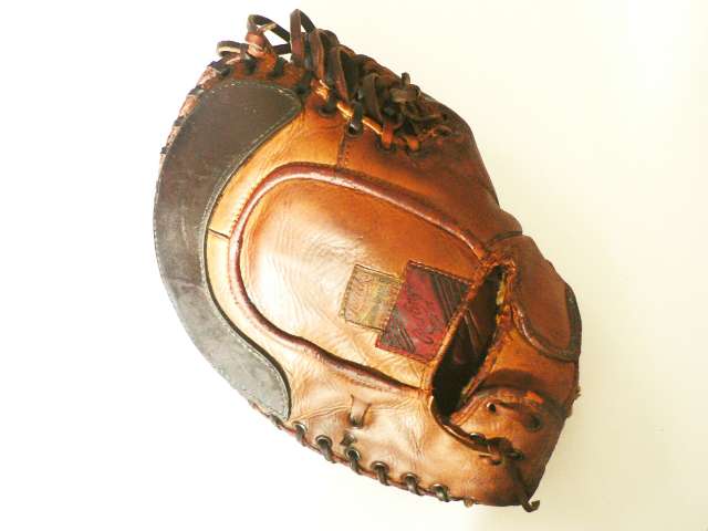 Rawlings Leacock LFB Basemitt Back